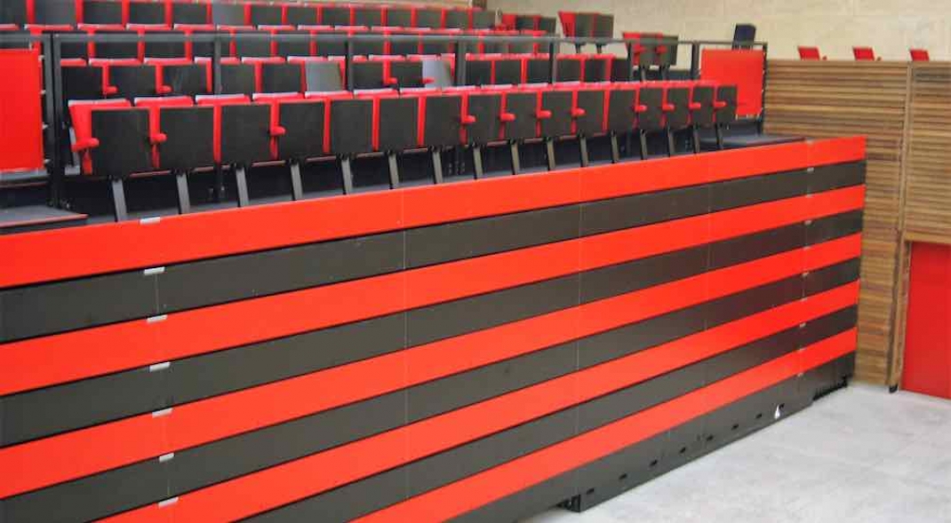 Mobile bleacher seating folding